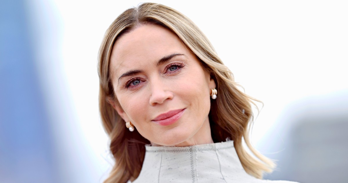 Emily Blunt meztelenruhája maga a megtestesült elegancia