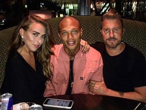 Hihetetlen románc! A milliárdos lánya a börtöntöltelék modellbe szerelmes