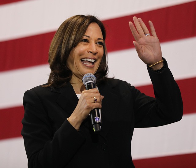 Történelmet írt: ismerd meg jobban az USA első megválasztott női alelnökét, Kamala Harris-t