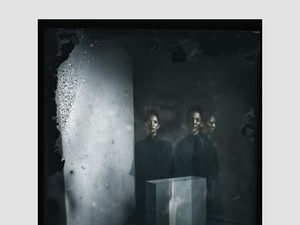 Különleges kiállítás egy magyar divatfotóstól