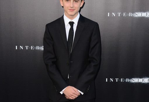 Igen, ez tényleg Timothée Chalamet, méghozzá élete első filmbemutatóján: valósággal átalakult azóta A Dűne fiatal színésze