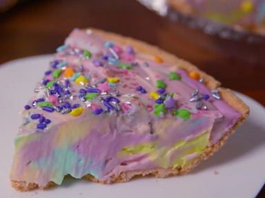 Neeee! Annyira menő a sütés nélküli Unikornis-sajttorta és pofon egyszerű