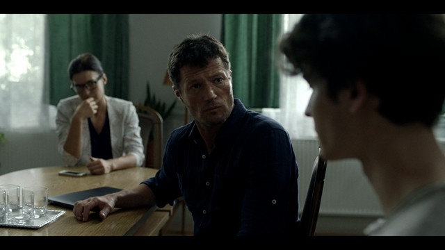 Ez az új magyar film nemcsak a tiniknek, de a szüleiknek is kötelező