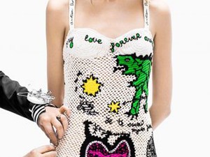 86 órán át készült és 2 millió forintot ér ez a ruha!