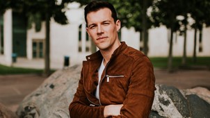 Balogh János pszichológus: „A repülés törvényeit vérrel írták”
