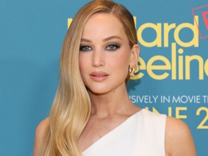Jennifer Lawrence megszegte a divatszabályokat, és milyen jól tette