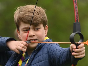 Máris elődei nyomdokaiba lépett György herceg: egészen elképesztő, amit 11 évesen tett