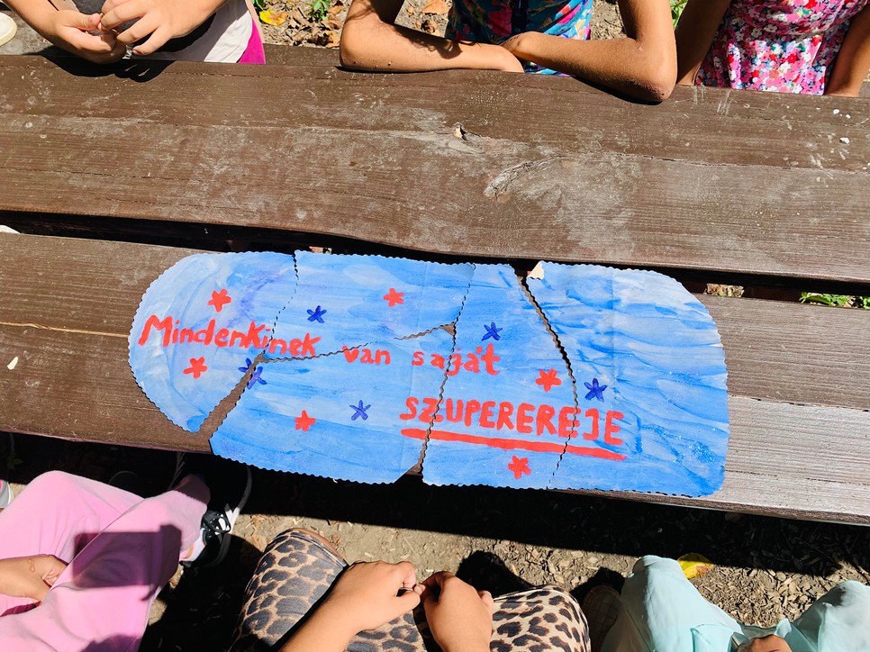 A támogató közösség nagyon fontos, segíthet a kilátástalan helyzetből való kiemelkedésre