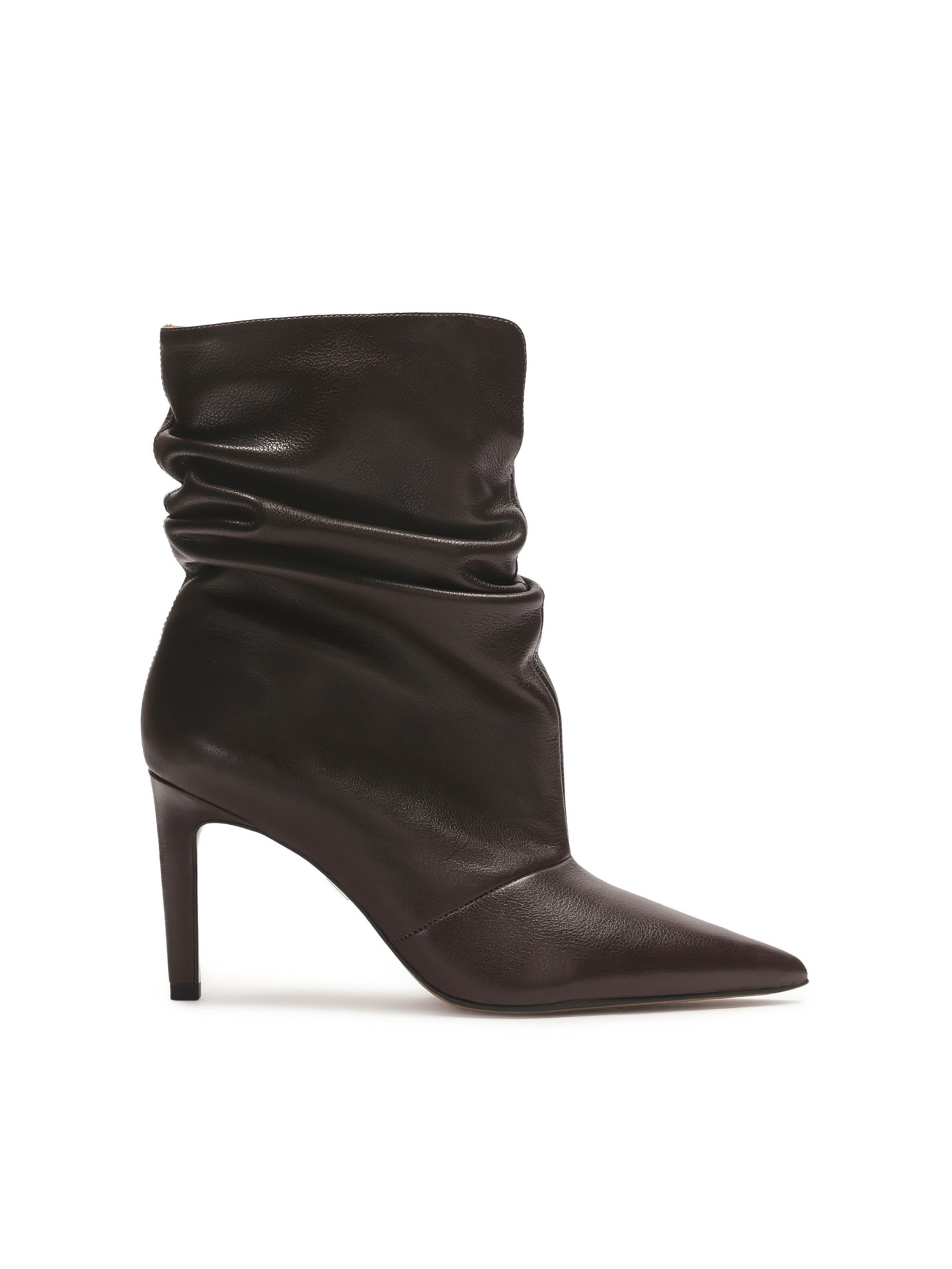 Letisztult elegancia és prémium részletek – ünnepi stílus Kazar módra