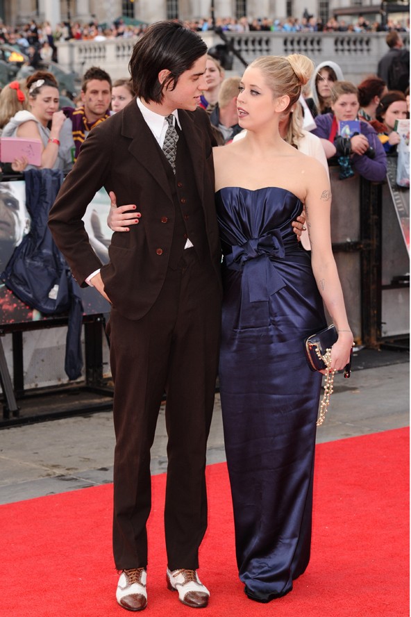 A Harry Potter befejező részének premierjén férjével, Thomas Cohennel.