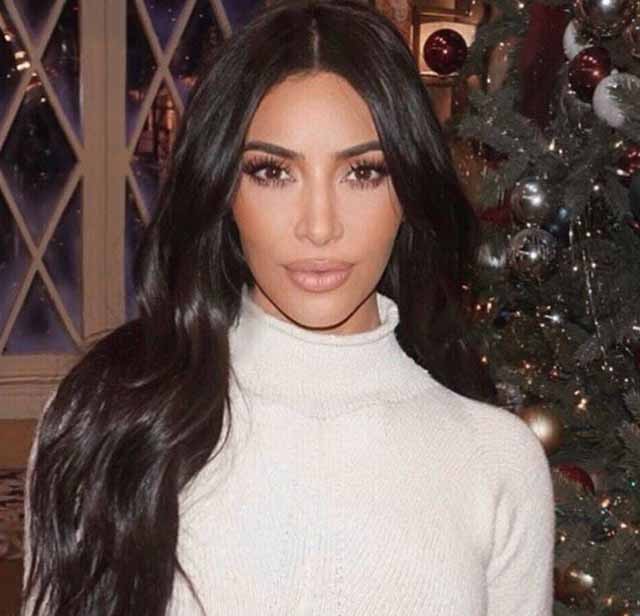 Íme minden, amire szükséged lehet a tökéletes karácsonyi sminkhez!