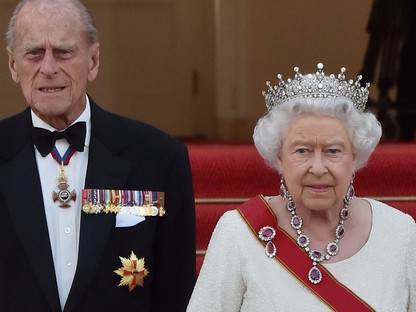 Erzsébet királynő és Fülöp herceg 70. házassági évfordulójukra készülnek! Íme az ünnepi fotó! 