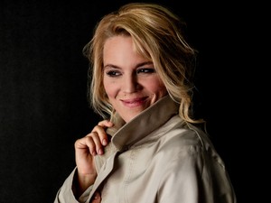 Bata Éva: „Tudatosan figyelek arra, hogy a jelenben legyek”