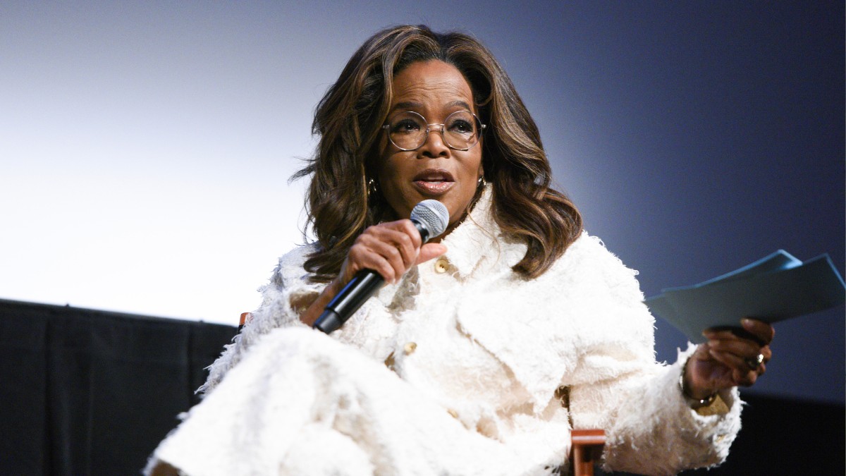 Oprah Winfrey-re szinte rá sem ismertünk friss fotóján, elképesztő, mennyit fogyott a 72 éves tévés