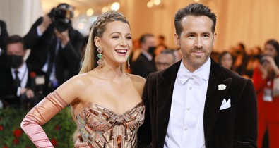 Blake Lively és Ryan Reynolds karácsonyi fotója a legédesebb dolog, amit ma látni fogsz