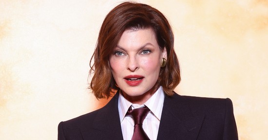 Ha van nő, aki követendő példa az élni akarásban, az maga Linda Evangelista