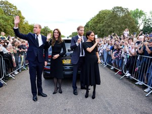 Harry herceg szívszorító helyzetbe került: választania kell Meghan Markle és Katalin hercegné között