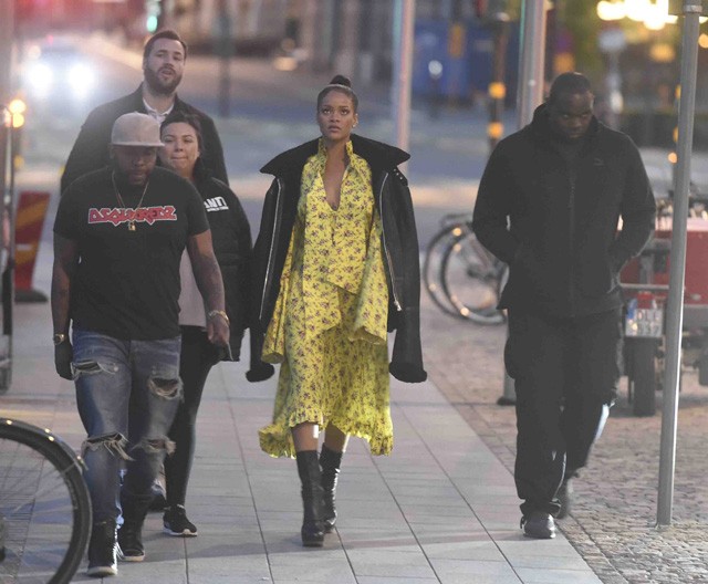 rihanna, stockholm, séta, testőrök, sztárok
