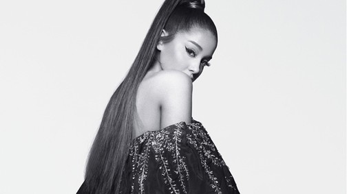 Ariana Grande egy ISTENNŐ a divatkampányban