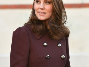 Kate Middleton megkoronázta ezt a hetet mai outfitjével!