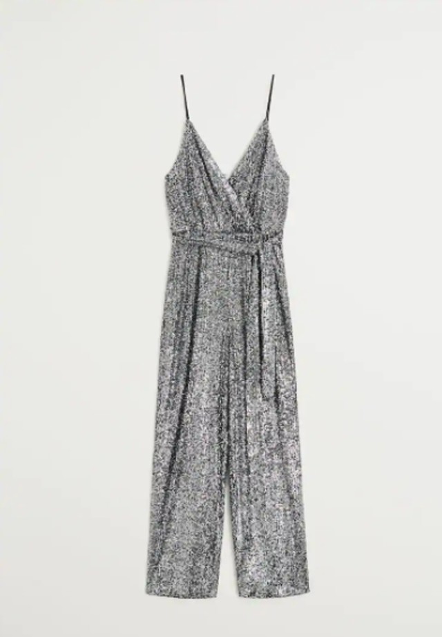 Flitteres overál övvel MANGO 23 995 FT 