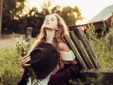 GlamDrop: Bronzos sminkek és frissítő kényeztetés vár