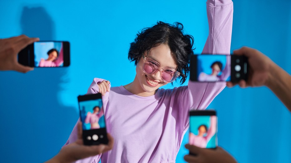 Ezeknek a csillagjegyeknek nagy szükségük van az elismerésre az online világban (is)