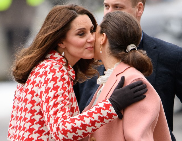 9 etikett-lecke, amit a királyi család tagjaitól tanulhatunk, pedig van, aki nem nemesi családból származik