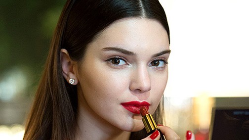 Kendall Jenner NEM eszik meg minden sütit, amit meglát&#8230;