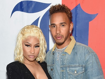 Nagyon gyanús! Nicki Minaj ezzel a Forma 1-essel nyaral kettesben