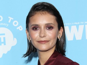Nina Dobrev gót sikkje egyszerűen káprázatos