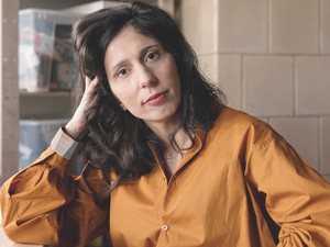 „A fenntarthatóság és a természetes anyaghasználat mellett az időtlenség is fontos” - beszélgetés Kele Sári bútortervezővel