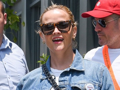 Képtelenség: Reese Witherspoon fia kiköpött Ryan Gosling