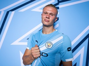 Erling Haaland kiposztolta 2026 fotóját, ennél menőbbet kizárt, hogy látunk idén