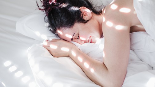 Végre kiderült, javasolt-e meztelenül aludni a pszichológusok szerint