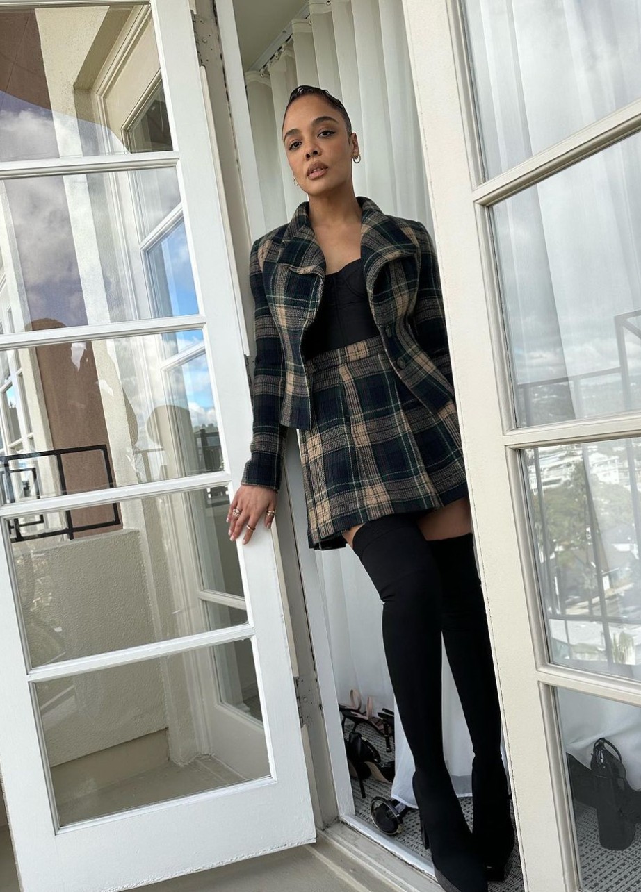 Tavaszi sztárstílus listánkon Tessa Thompson iskolás lányt alakít