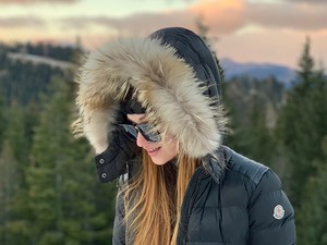 Dombai Laura Glamour Nagykövet osztrák síparadicsomból jelentkezik a Gardróbnaplóban