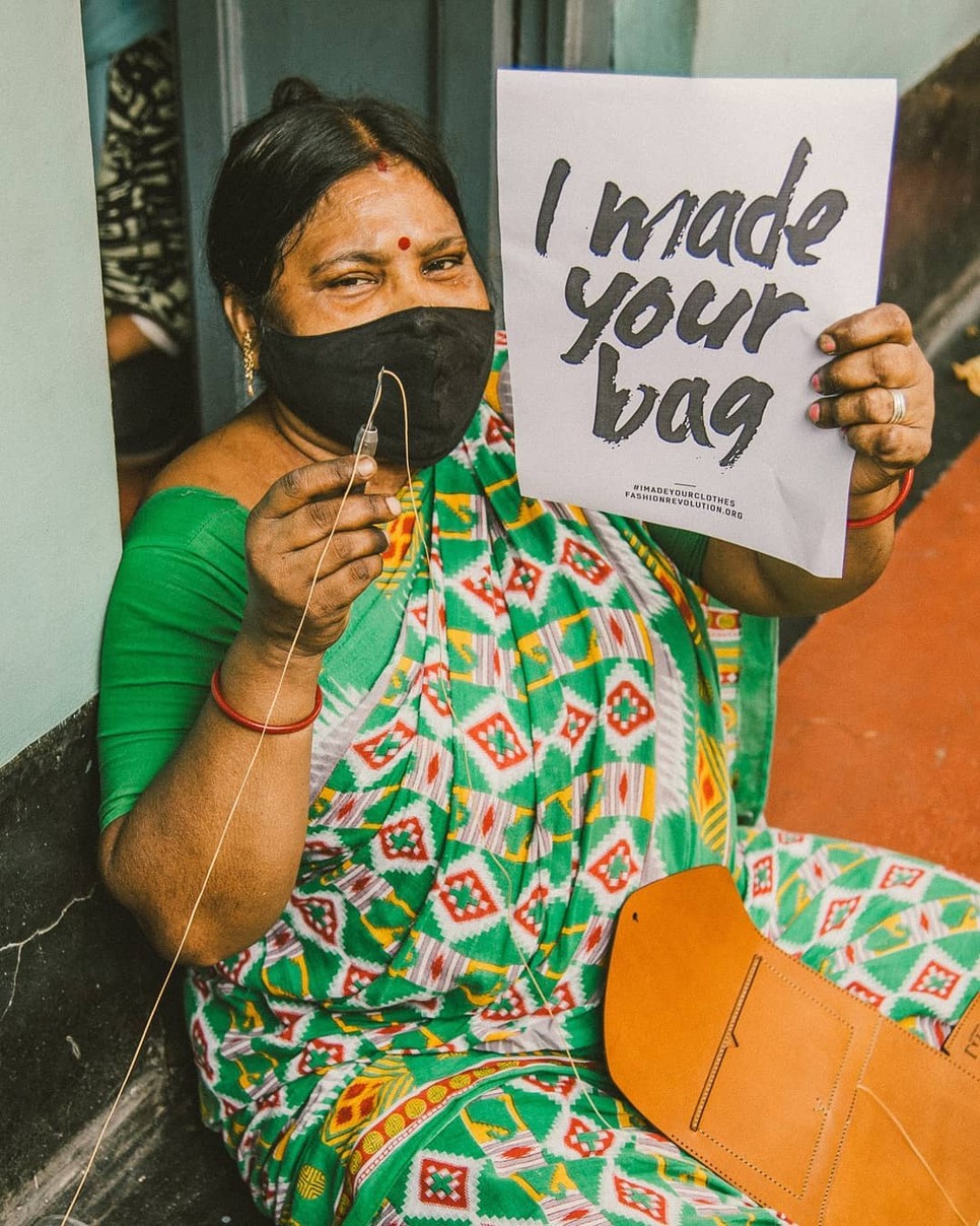 A szándék az, hogy felhívják az oktatók és a fiatalok figyelmét a divatipar helyzetére