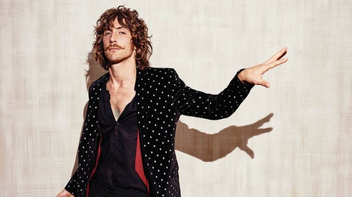 Növessz bajuszt és ments meg egy manust!