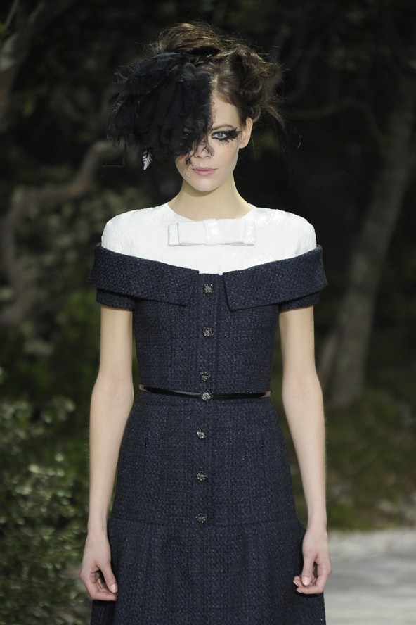 Rendhagyó módon Rajzák Kinga volt az egyetlen magyar modell a Chanel show-n