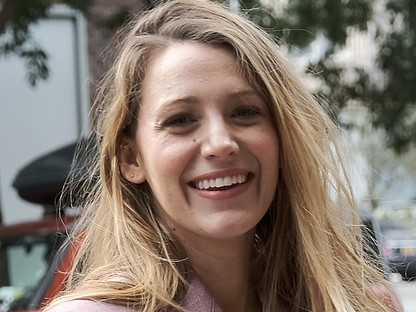 Blake Lively kiköpött Serena van der Woodsen ebben a szettben