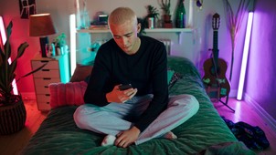 Van, amikor normális, máskor komoly gond lehet a háttérben – miért félnek a fiatalok az intimitástól?