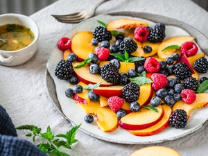 Ez történne a testeddel egy táplálkozási szakértő szerint, ha csak gyümölcsöt ennél vacsorára