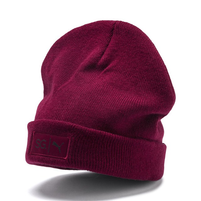 Selena Gomez az év legszexibb edzőtermi cuccában, és erősebb mint valaha