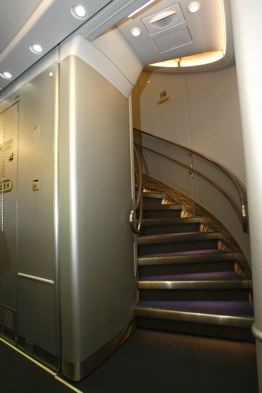 Megérkezett az Airbus 380 Budapestre