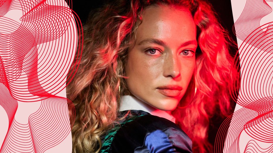 A természetesen göndör haj különleges gondozást igényel