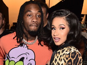 Jaj: Cardi B melegítőben ment férjhez