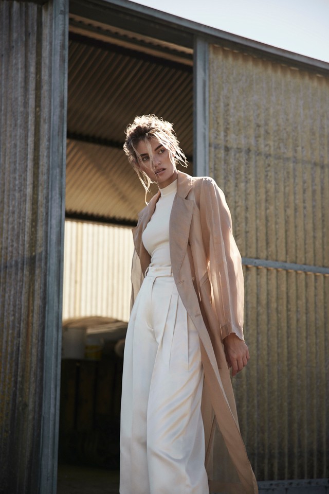 Minimalista modernizmus - ez az új trend, ami nem hiányozhat a gardróbodból