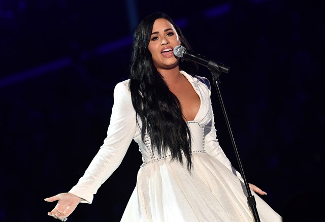 A Grammy legmeghatóbb pillanata: Demi Lovato drogtúladagolása után először állt színpadra