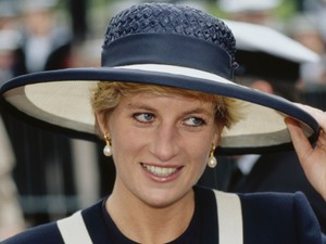 Napvilágra került Diana hercegné szívszorító vallomása, Kamilla királyné a nászútjukat sem hagyta békén